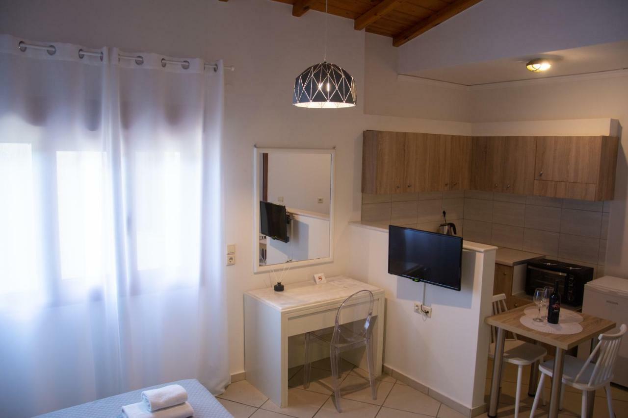Horizon Apartments Platanias  Exterior photo